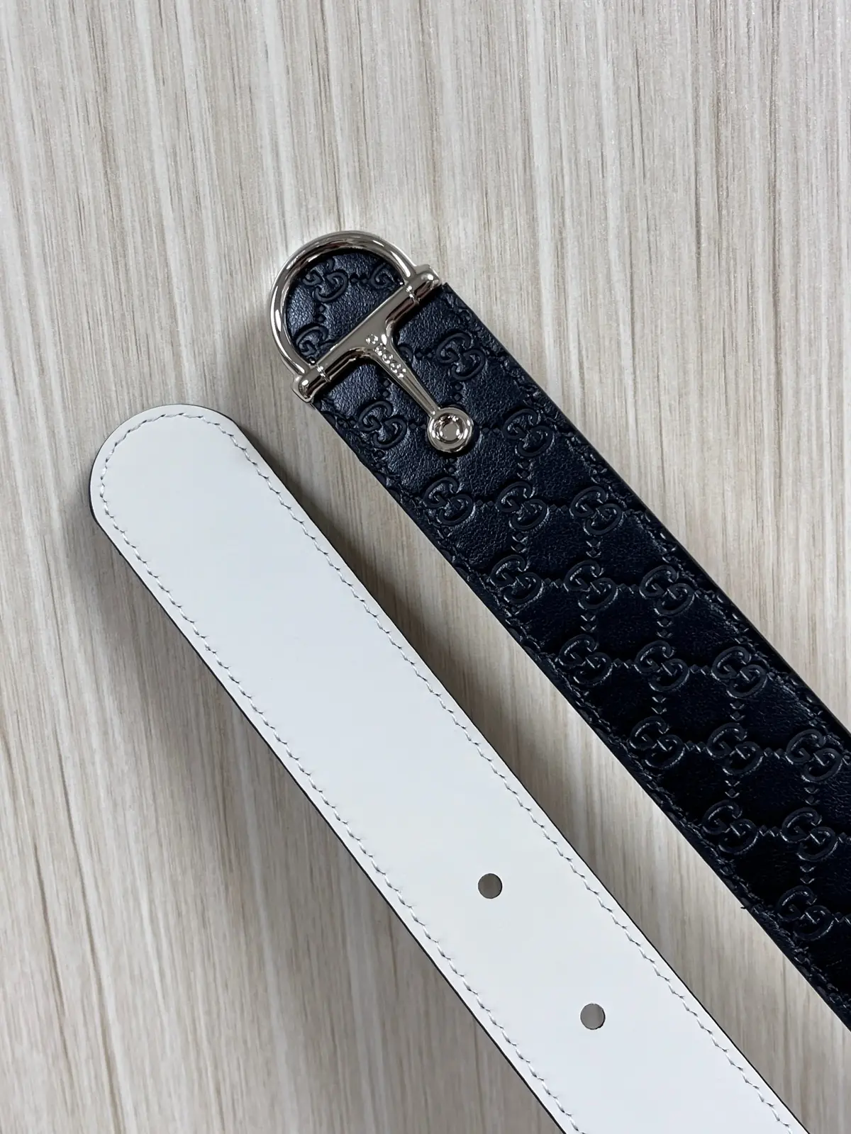 Gucci Style Black Leather Women's Belts Lookbook Reference image 4