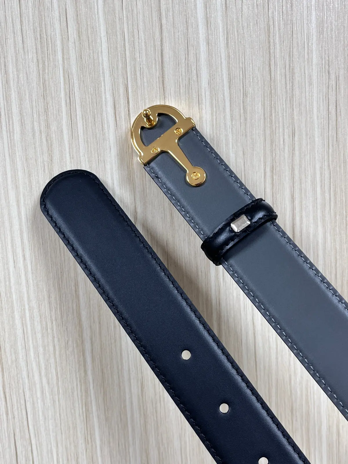 Gucci Style Black Women's Belts Lookbook Reference image 5