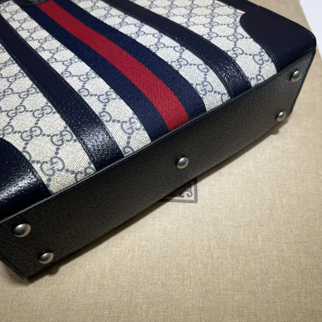 Gucci Style Blue Leather Bag Lookbook Reference image 4
