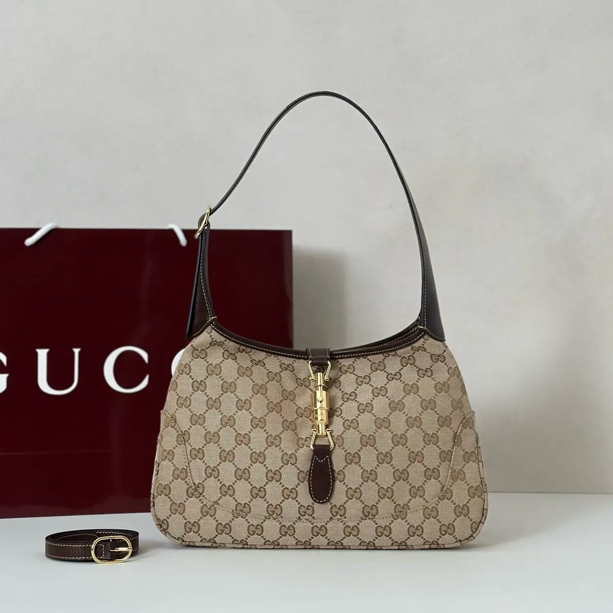Gucci Style Brown Bag Lookbook Reference image 1