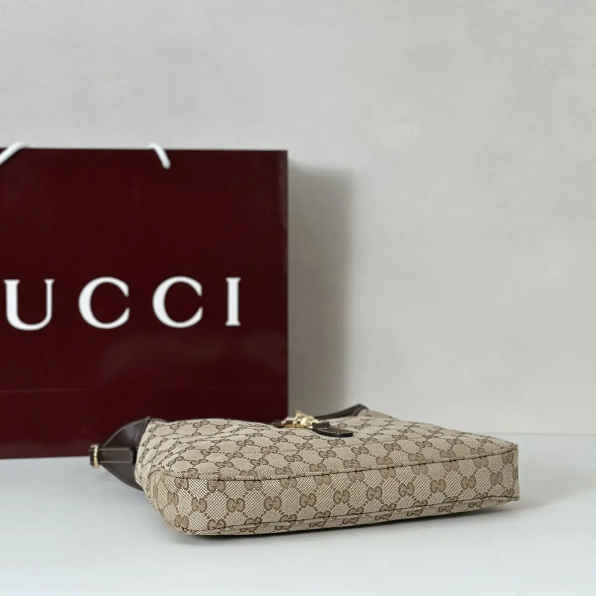 Gucci Style Brown Bag Lookbook Reference image 4