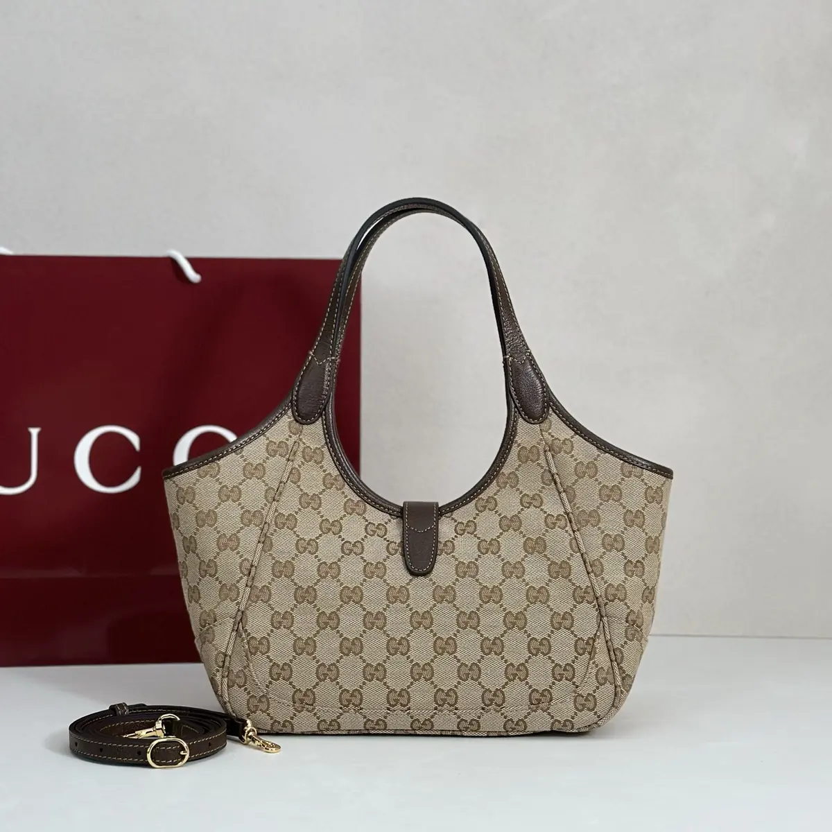 Gucci Style Brown Leather Bag Lookbook Reference image 3