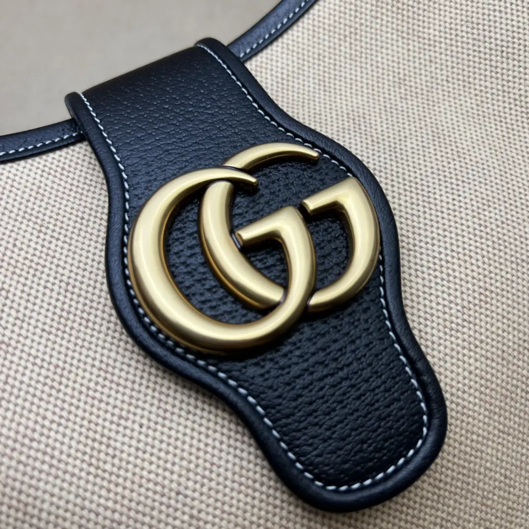 Gucci Style Canvas Bag Lookbook Reference image 4