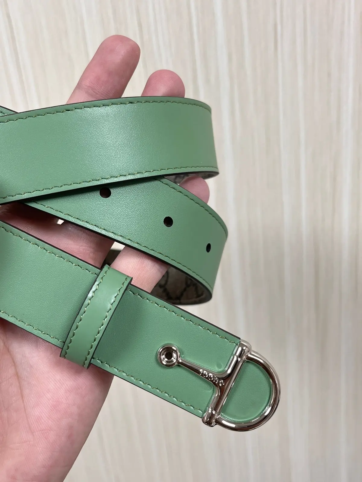 Gucci Style Green Leather Women's Belts Lookbook Reference image 2