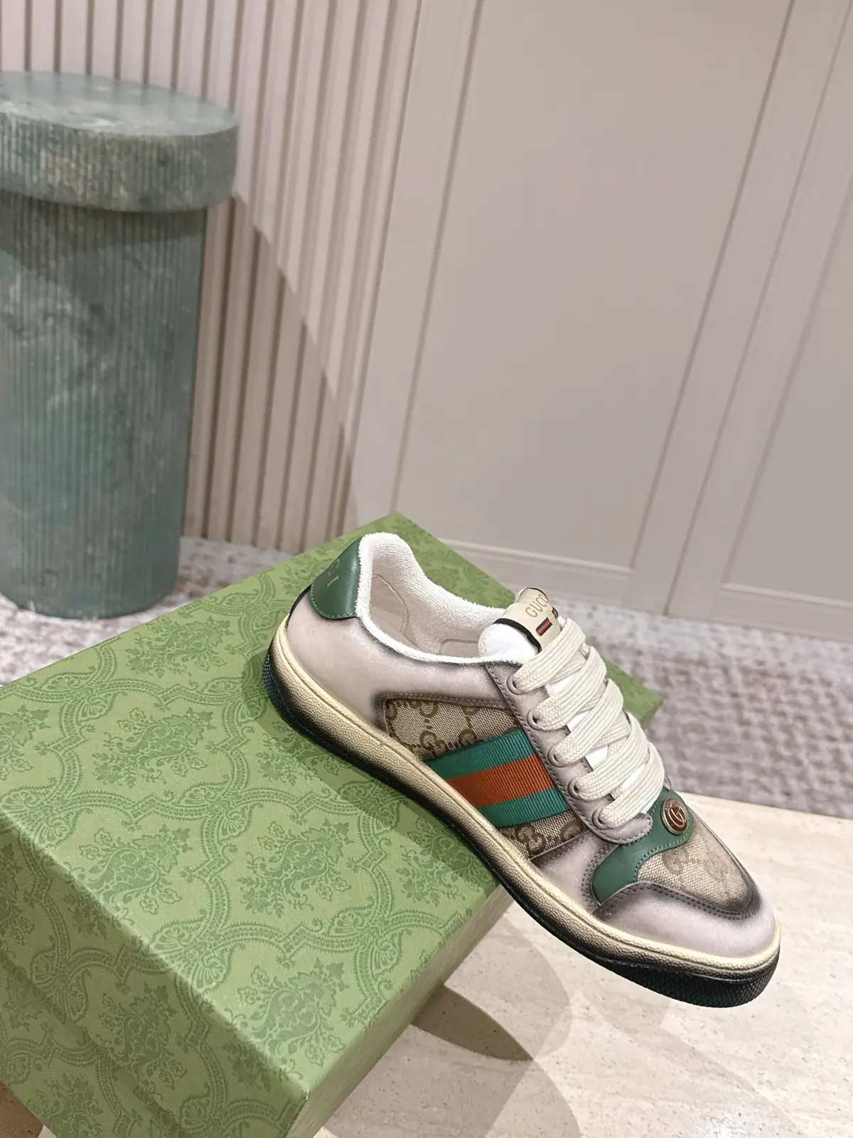 Gucci Style Green Leather Women's Shoes Lookbook Reference image 4
