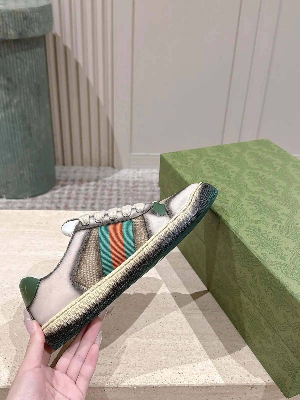 Gucci Style Green Leather Women's Shoes Lookbook Reference image 5