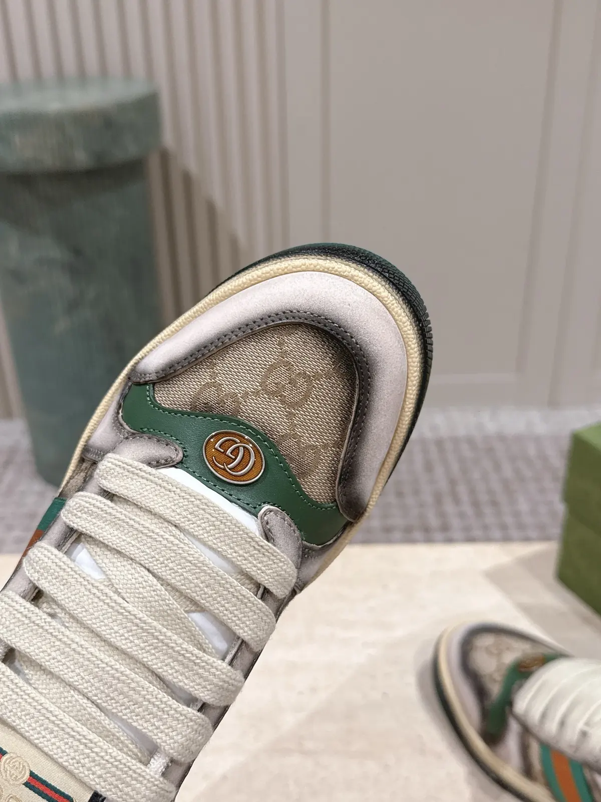 Gucci Style Green Leather Women's Shoes Lookbook Reference image 6