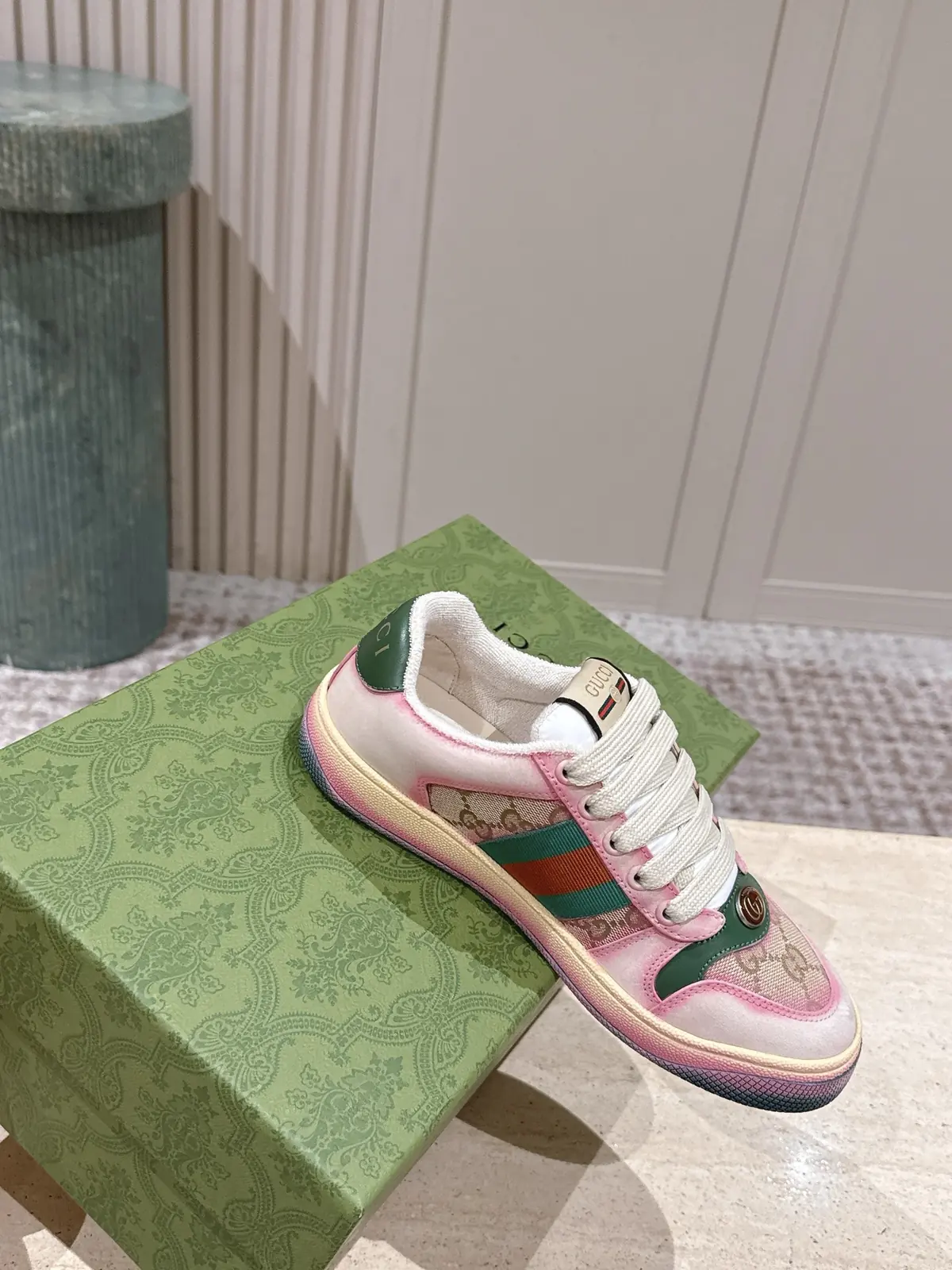 Gucci Style Green Leather Women's Shoes Lookbook Reference image 4