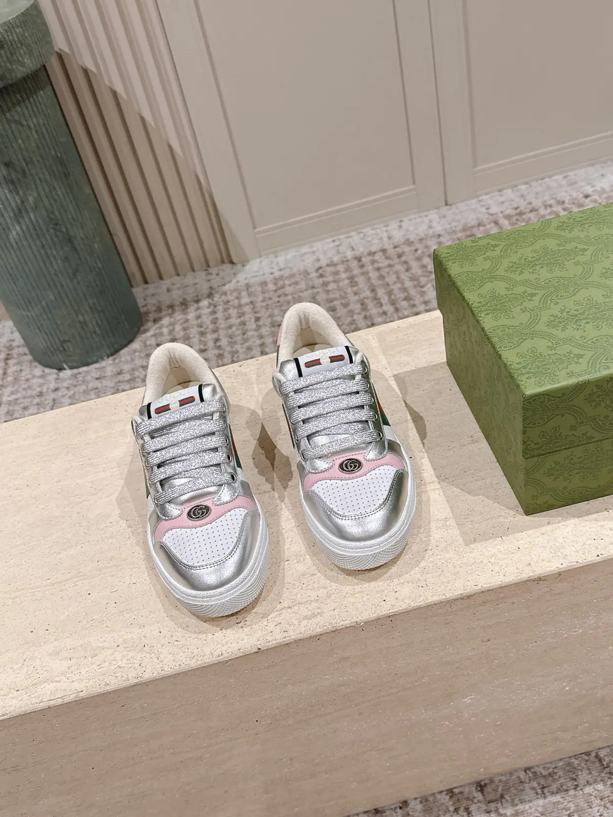 Gucci Style Green Leather Women's Shoes Lookbook Reference image 2
