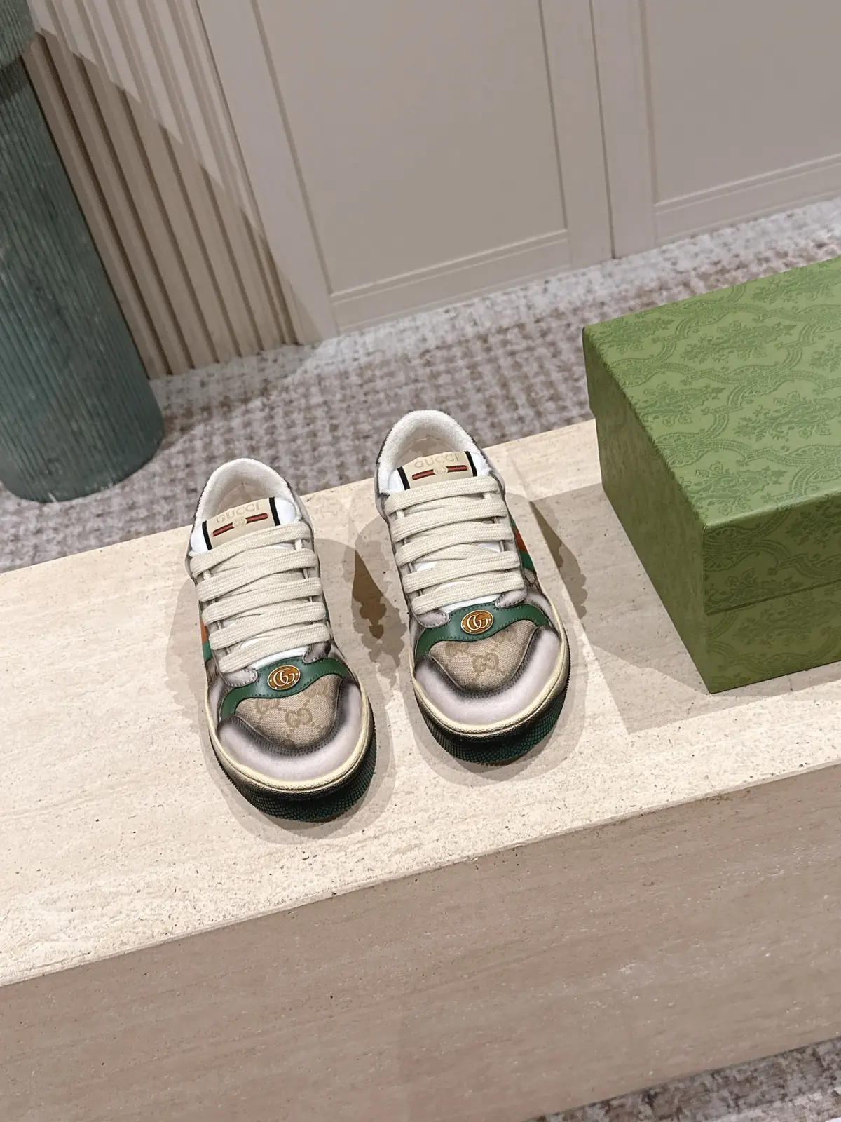 Gucci Style Green Leather Women's Shoes Lookbook Reference image 2
