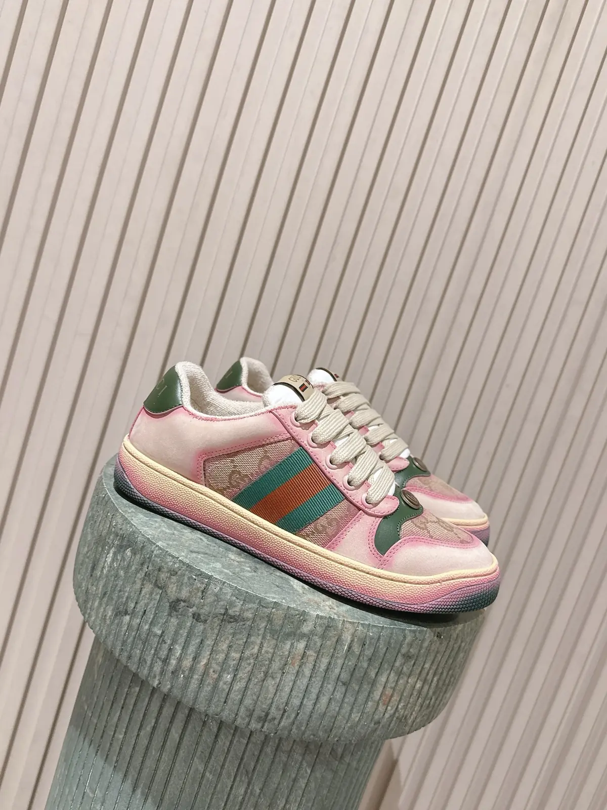 Gucci Style Green Leather Women's Shoes Lookbook Reference image 1