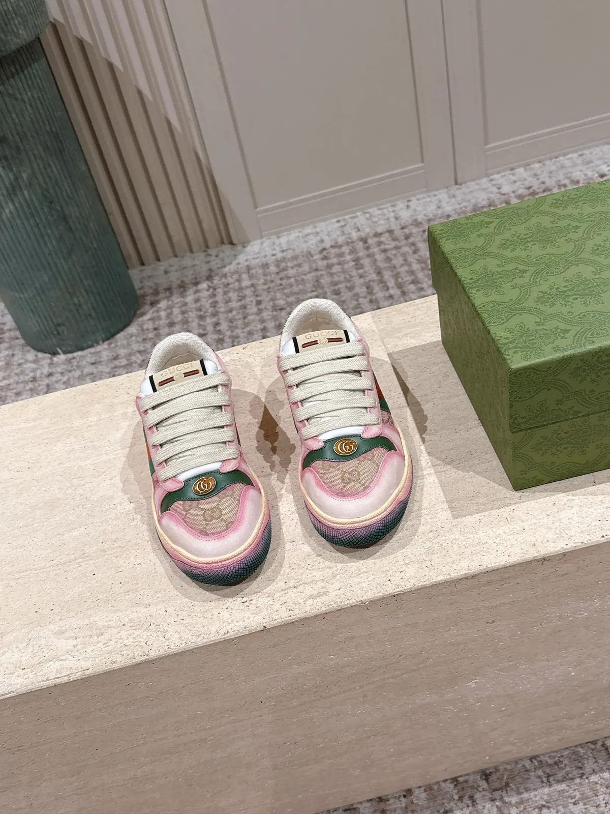 Gucci Style Green Leather Women's Shoes Lookbook Reference image 2