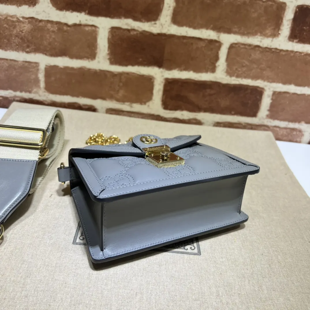 Gucci Style Grey Bag Lookbook Reference image 4