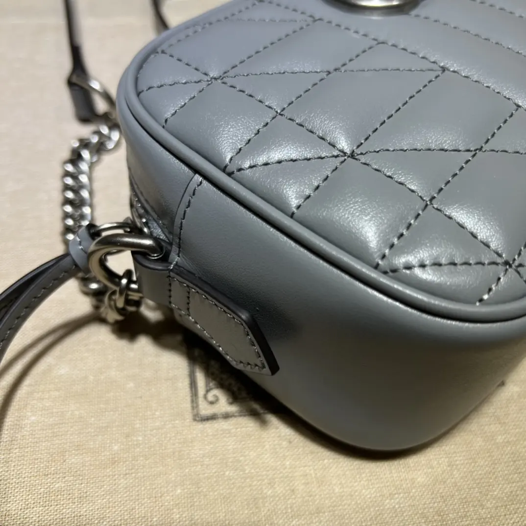 Gucci Style Grey Leather Chain Bag Lookbook Reference image 6