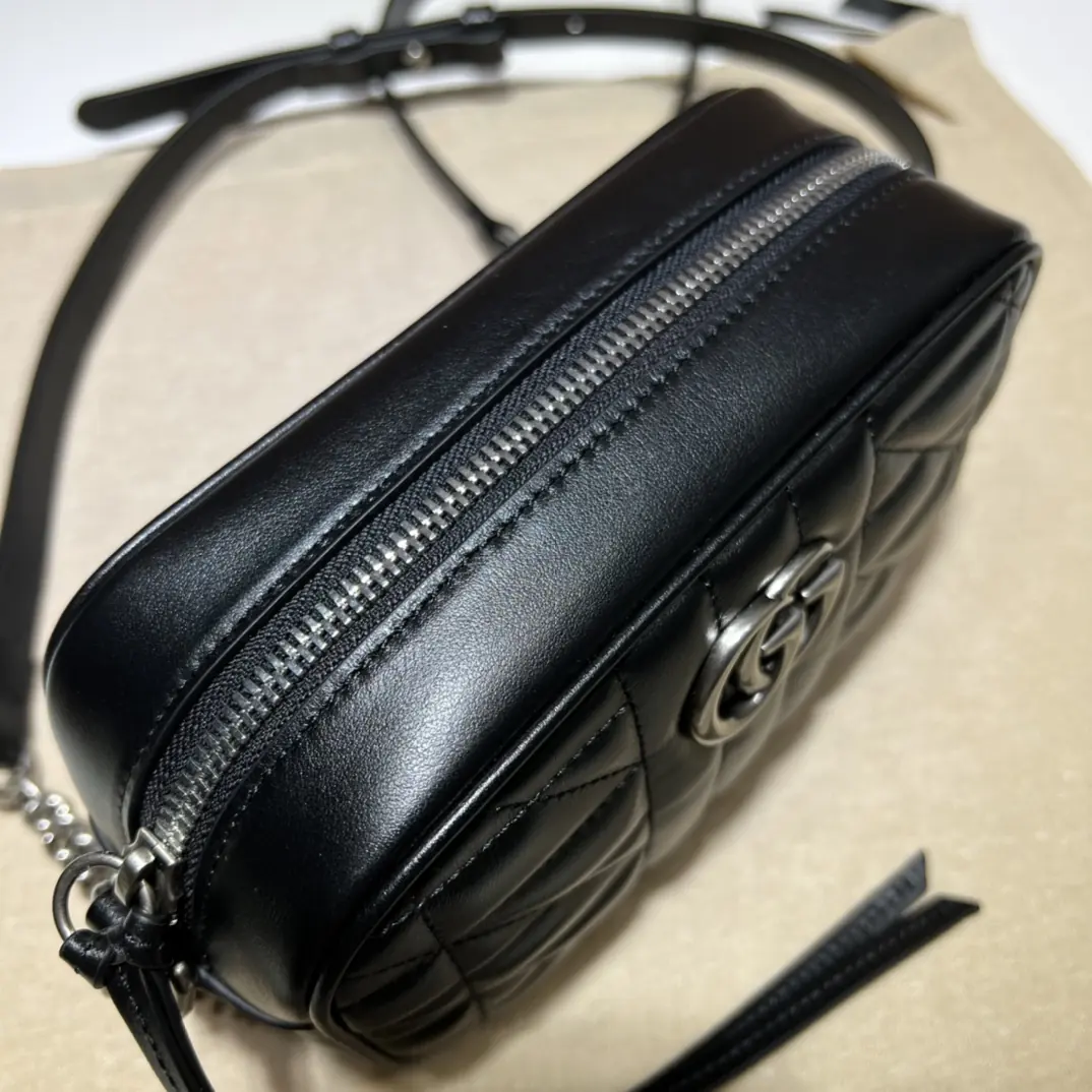 Gucci Style Leather Chain Bag Lookbook Reference image 6