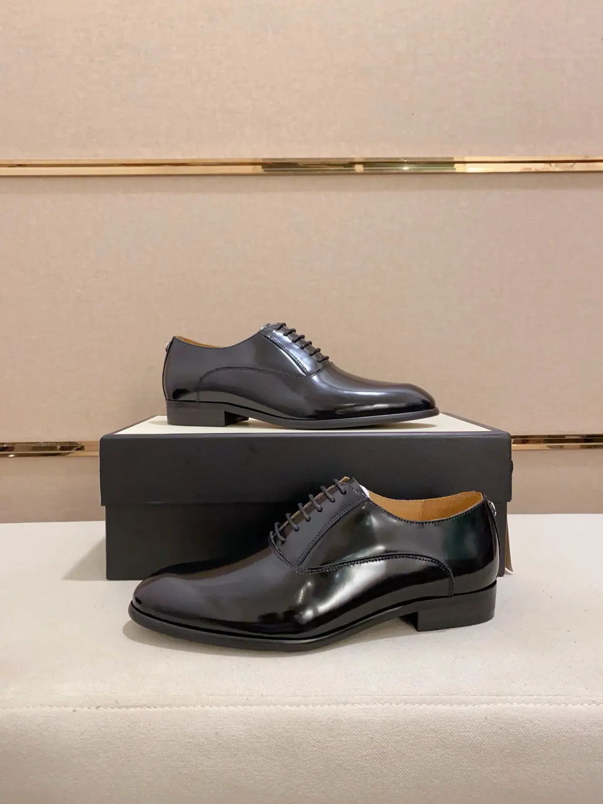 Gucci Style Leather Men's Shoes Lookbook Reference image 5