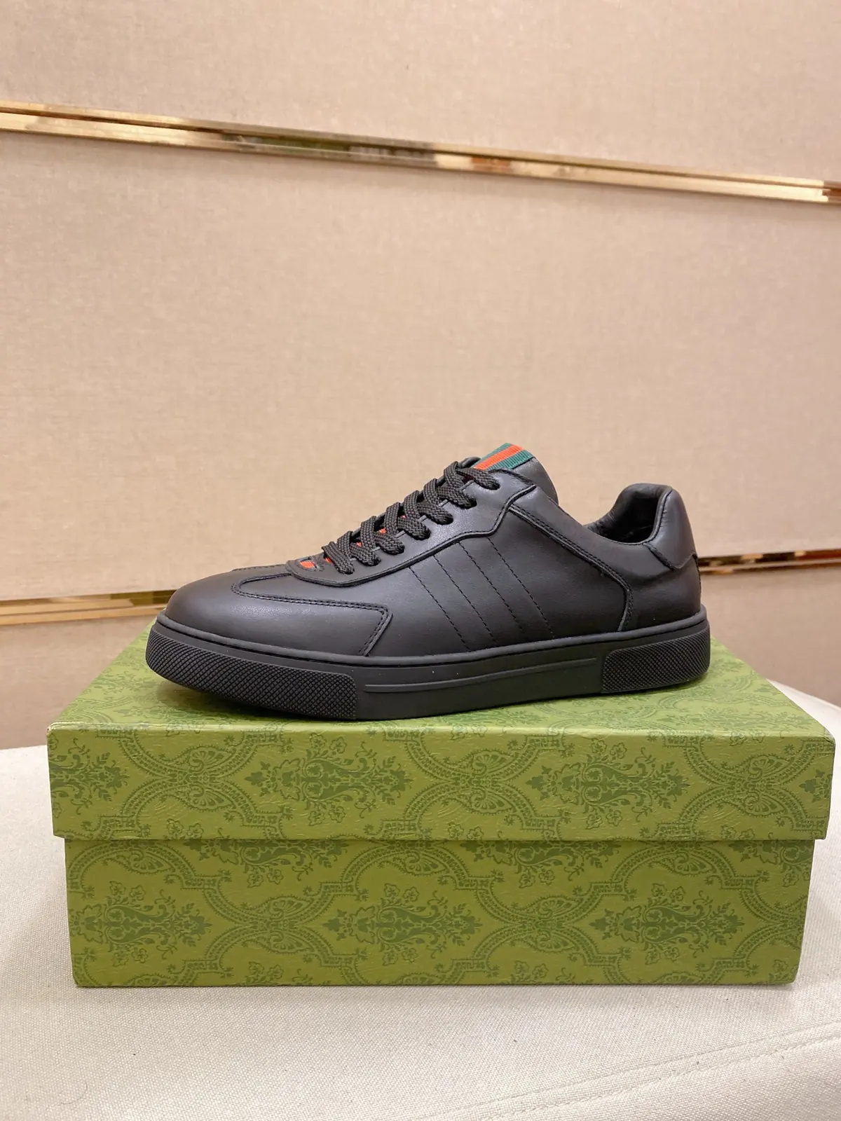 Gucci Style Leather Men's Shoes Lookbook Reference image 1