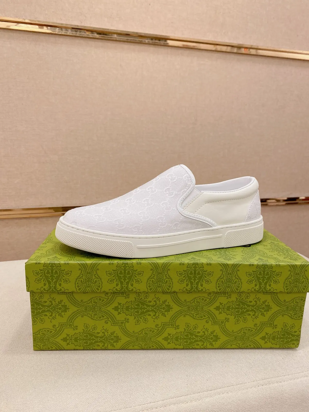 Gucci Style Leather Men's Shoes Lookbook Reference image 1