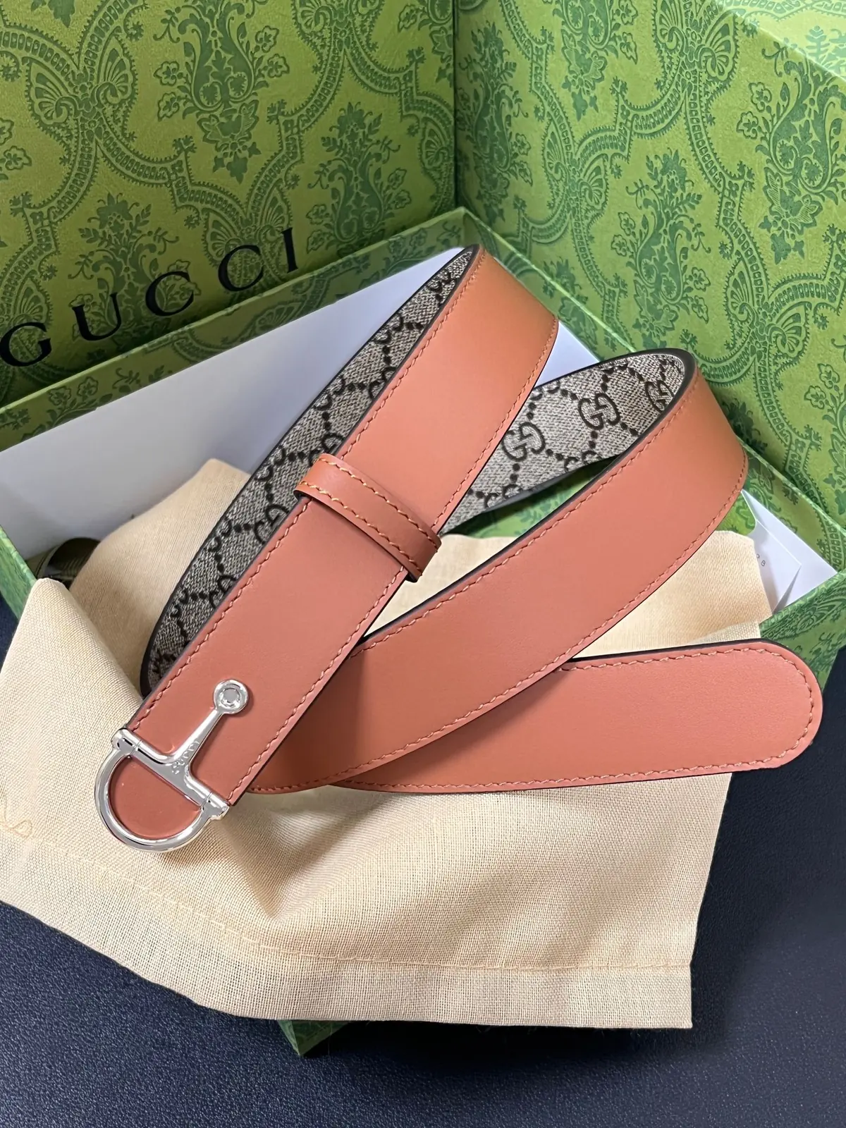 Gucci Style Leather Women's Belts Lookbook Reference image 1