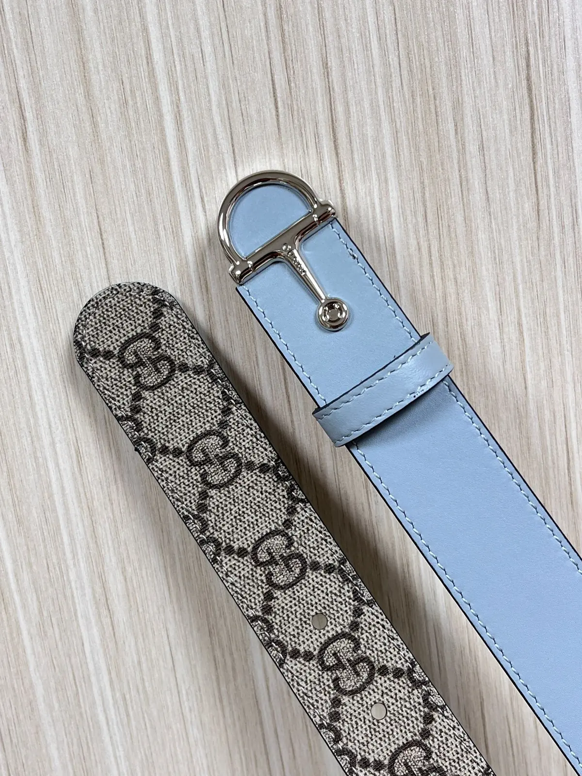 Gucci Style Leather Women's Belts Lookbook Reference image 4