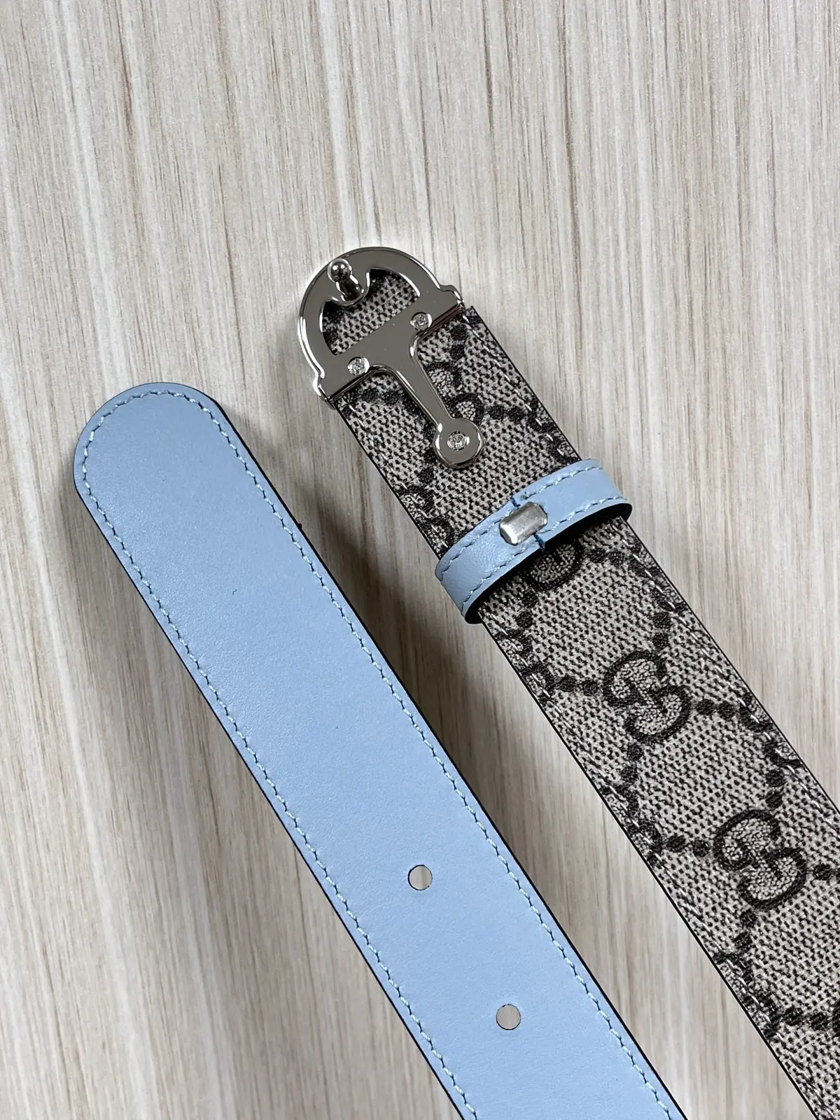 Gucci Style Leather Women's Belts Lookbook Reference image 5