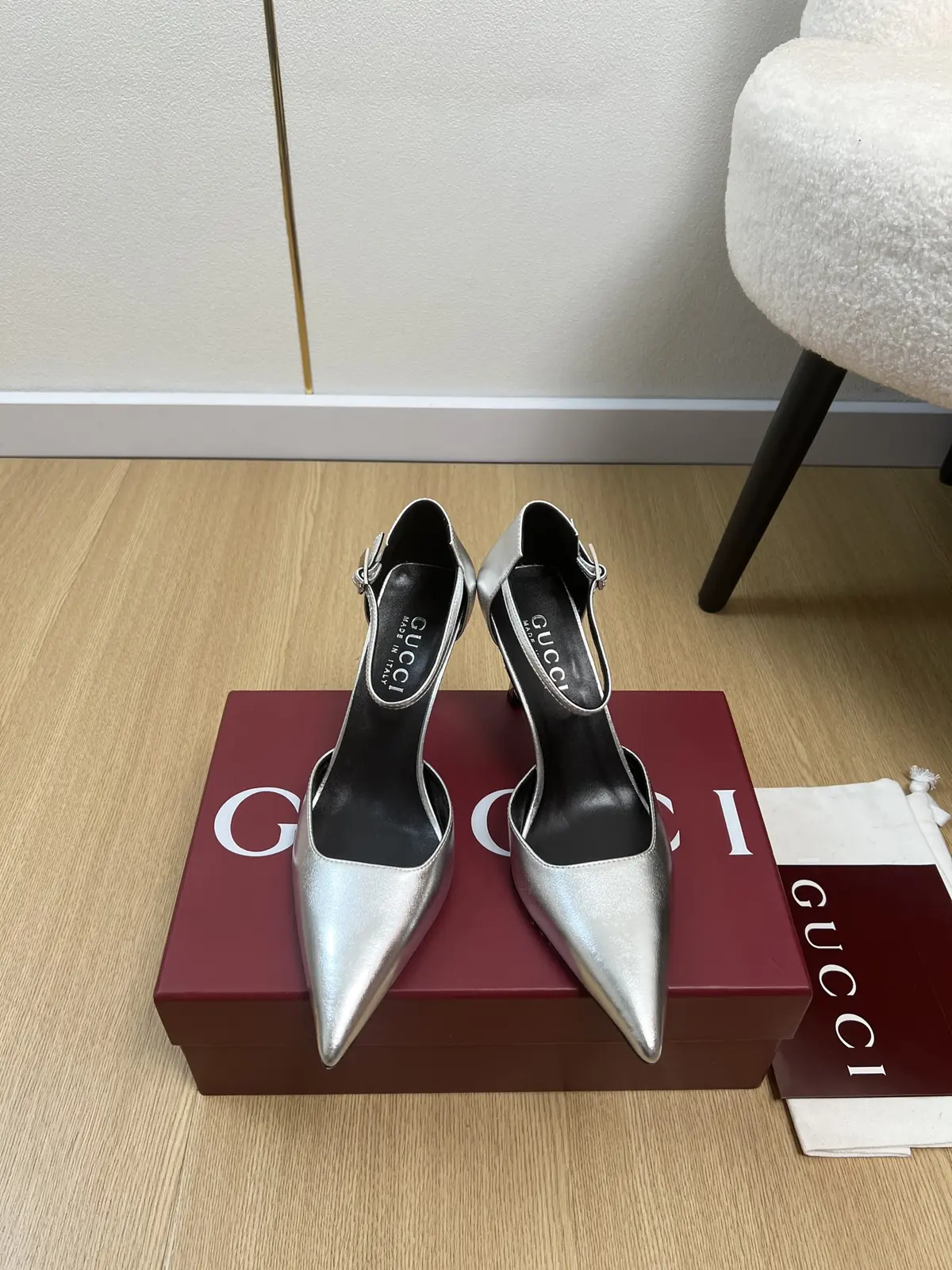 Gucci Style Leather Women's Shoes Lookbook Reference image 1