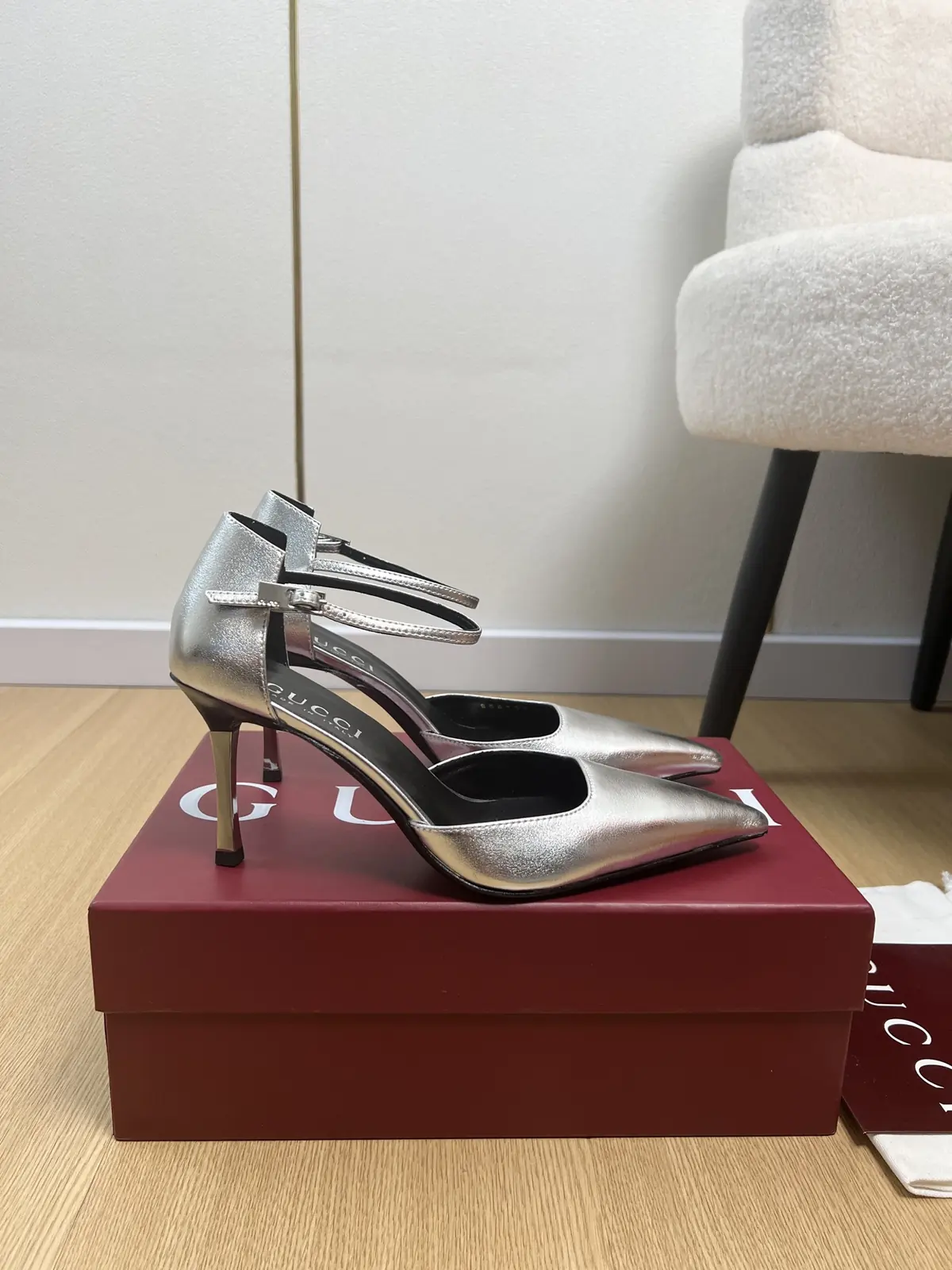 Gucci Style Leather Women's Shoes Lookbook Reference image 2
