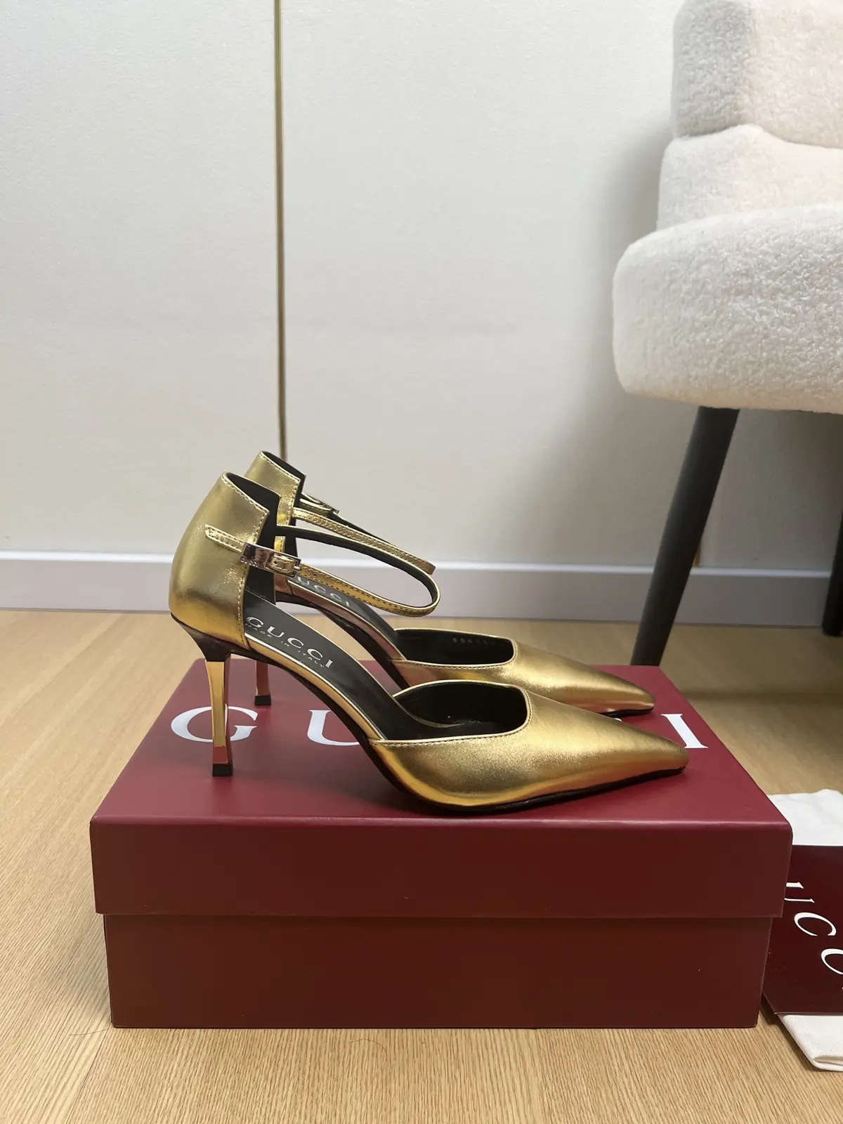 Gucci Style Leather Women's Shoes Lookbook Reference image 2