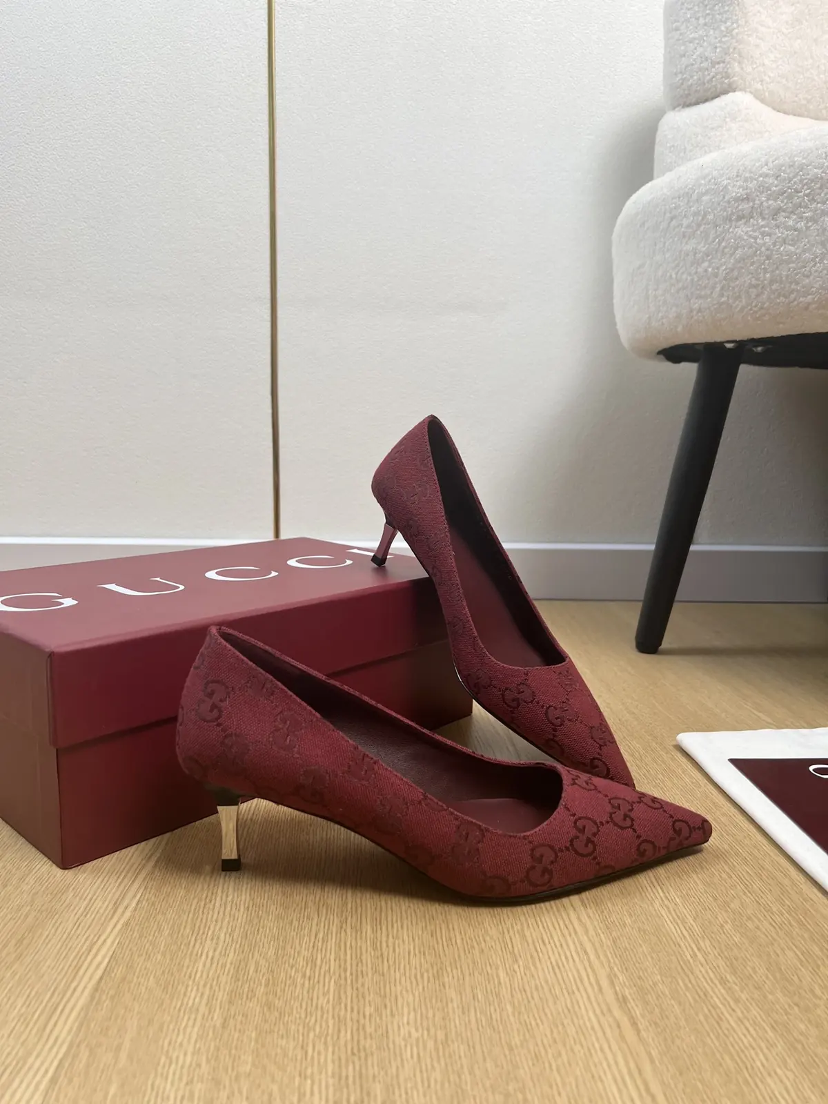 Gucci Style Leather Women's Shoes Lookbook Reference image 4