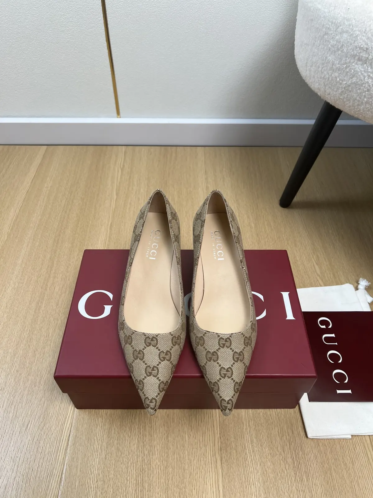 Gucci Style Leather Women's Shoes Lookbook Reference image 1