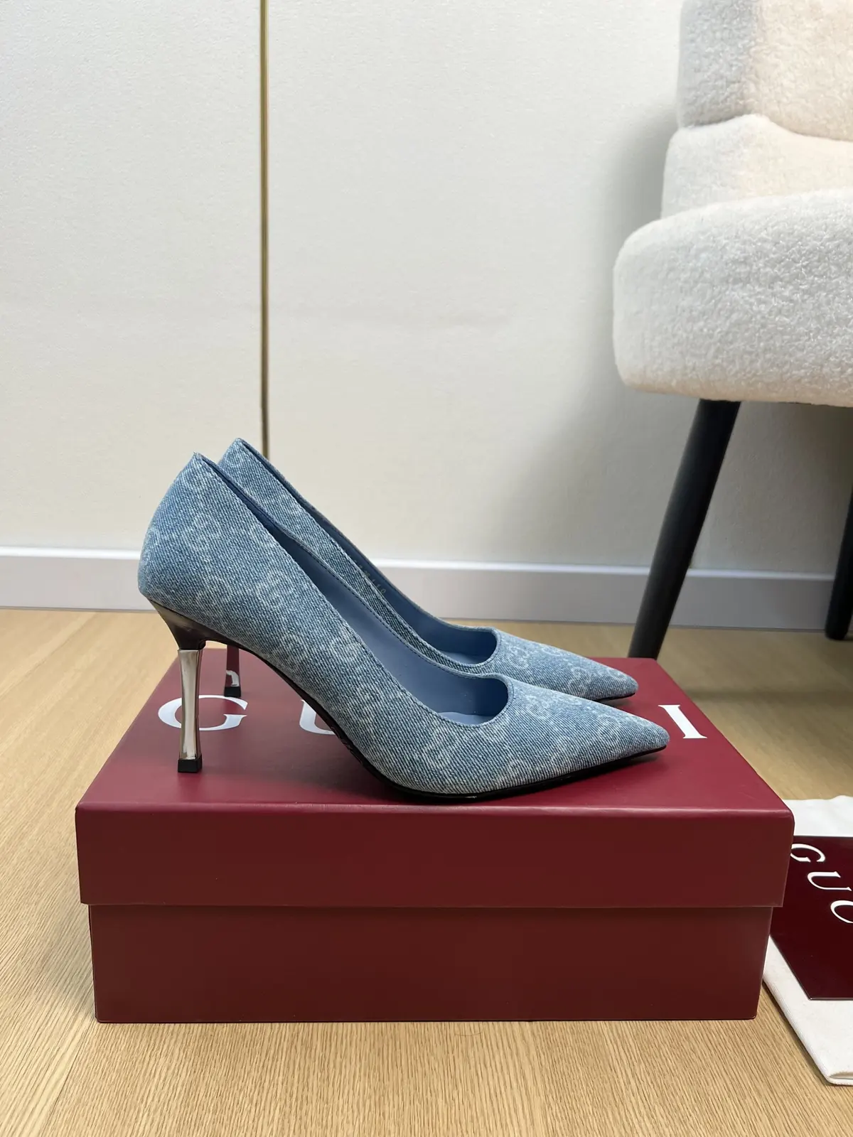Gucci Style Leather Women's Shoes Lookbook Reference image 2