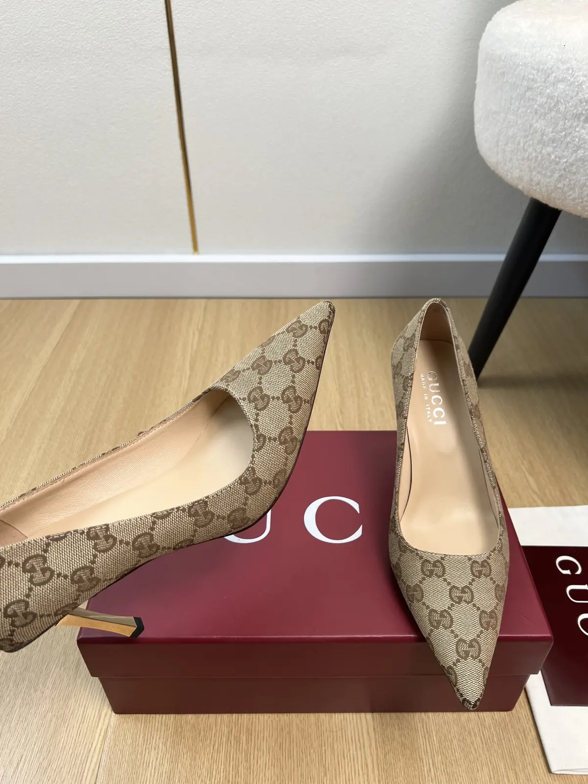 Gucci Style Leather Women's Shoes Lookbook Reference image 5