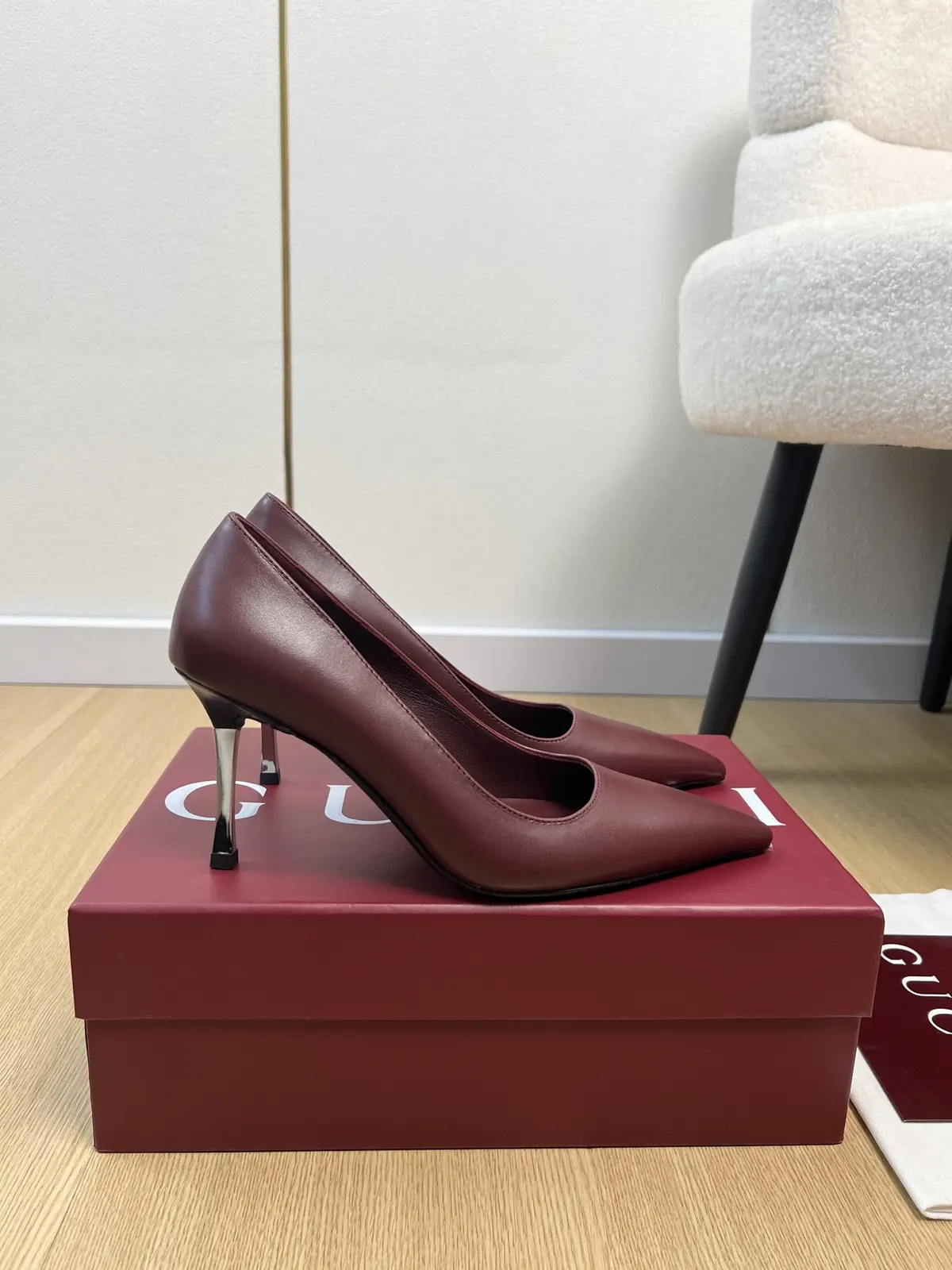 Gucci Style Leather Women's Shoes Lookbook Reference image 2