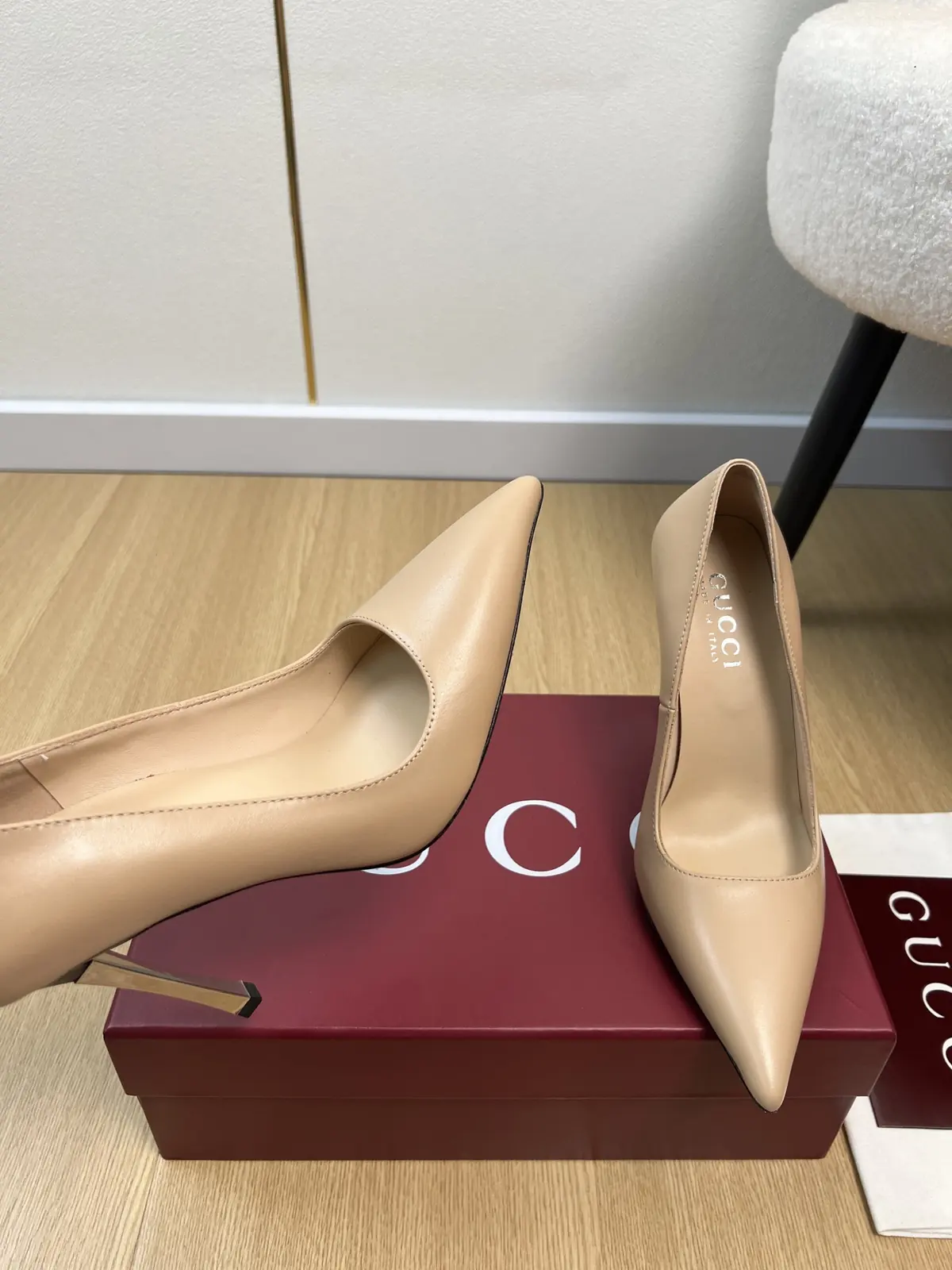 Gucci Style Leather Women's Shoes Lookbook Reference image 5