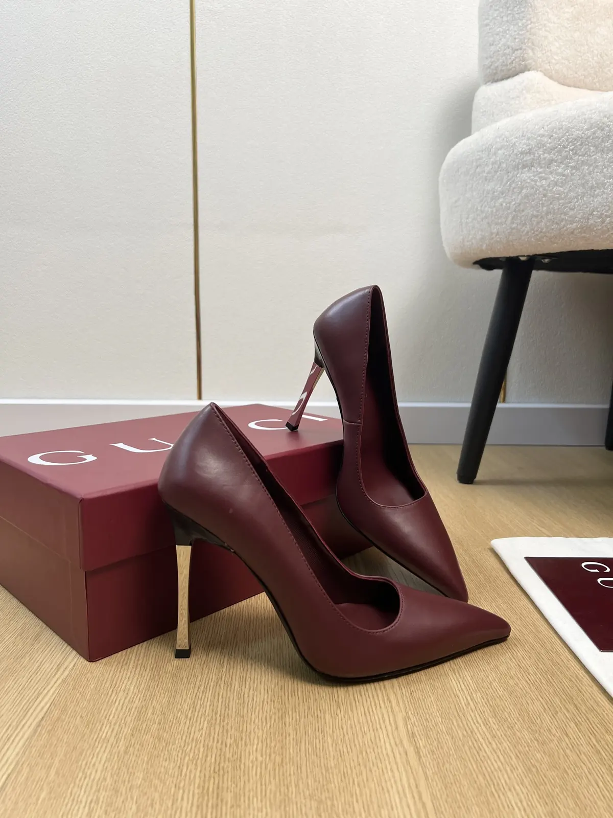 Gucci Style Leather Women's Shoes Lookbook Reference image 4