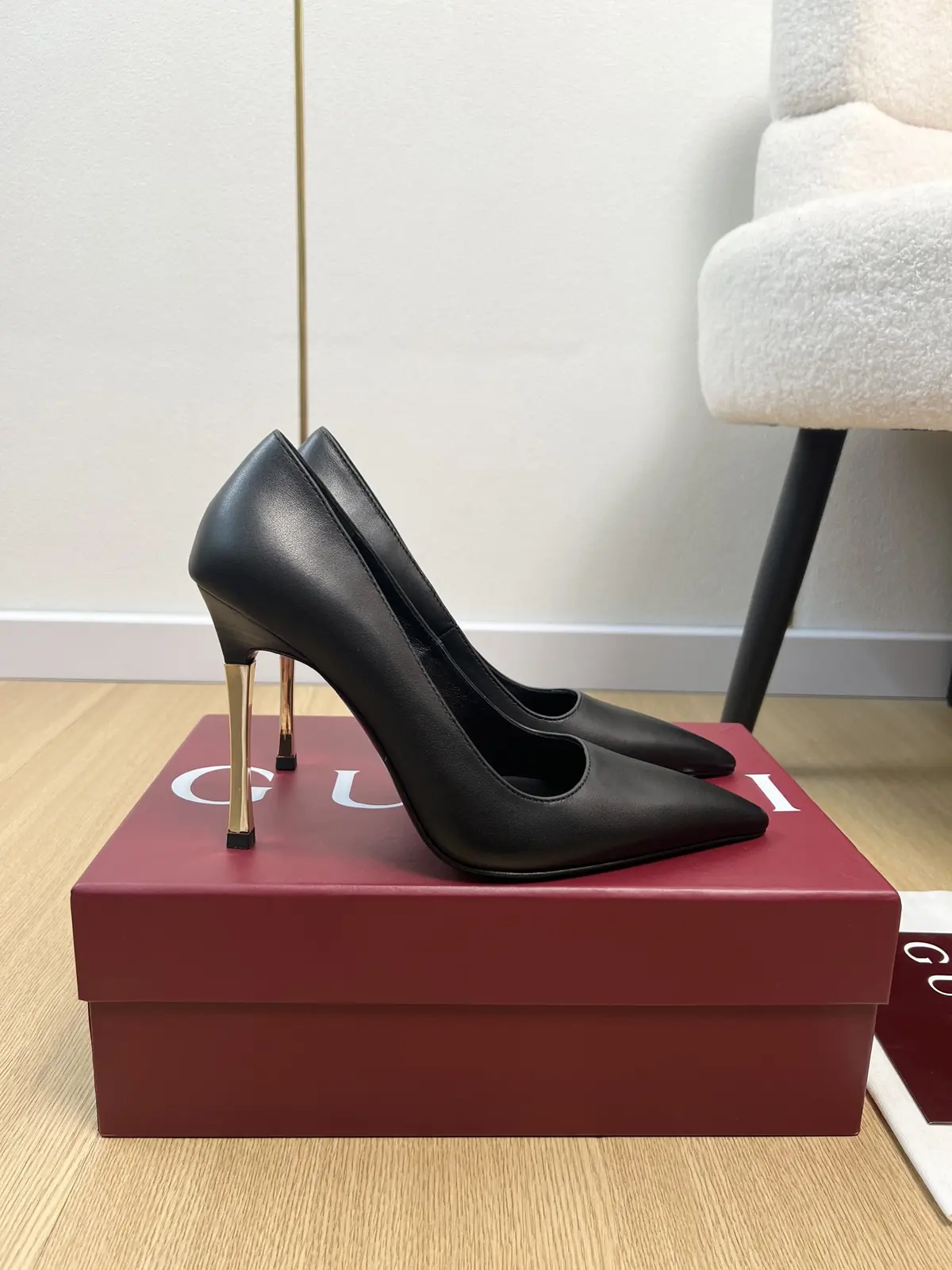 Gucci Style Leather Women's Shoes Lookbook Reference image 2