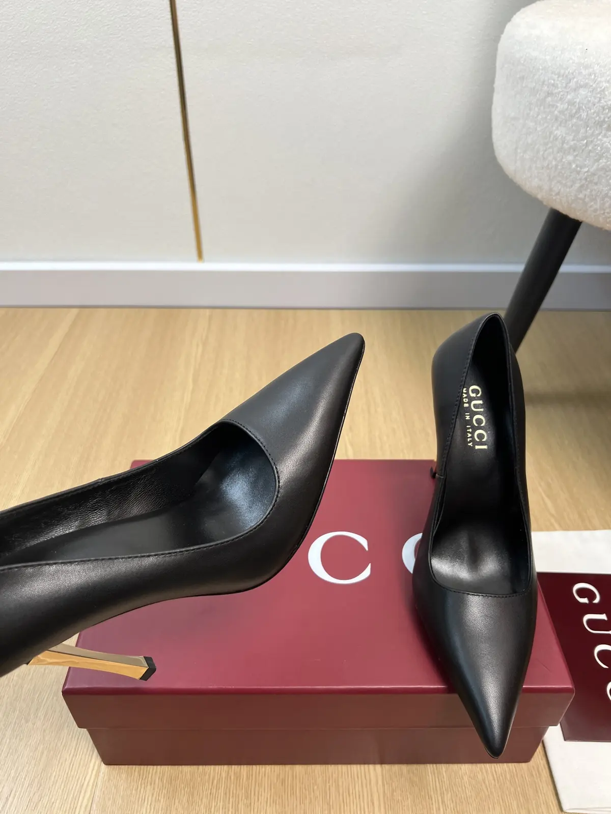Gucci Style Leather Women's Shoes Lookbook Reference image 5