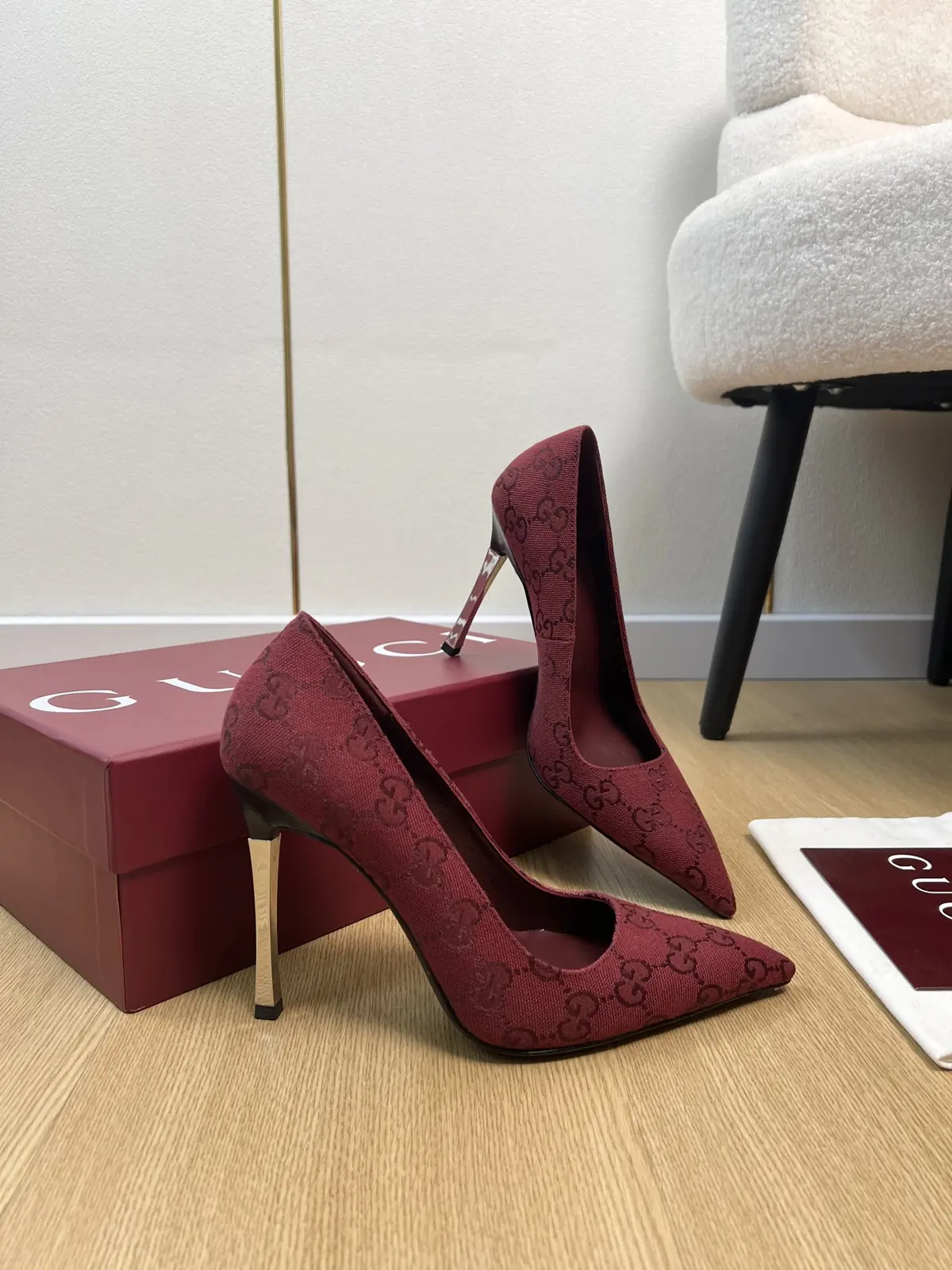 Gucci Style Leather Women's Shoes Lookbook Reference image 4