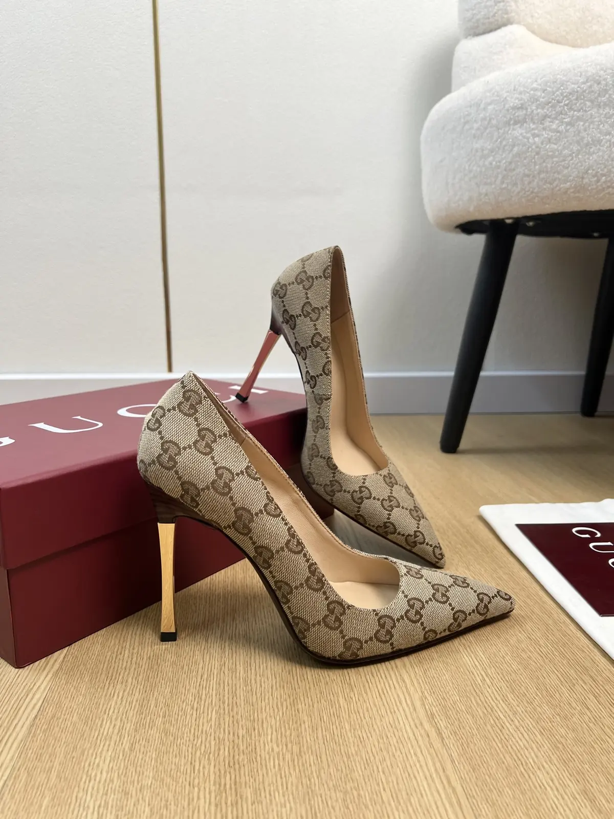 Gucci Style Leather Women's Shoes Lookbook Reference image 4