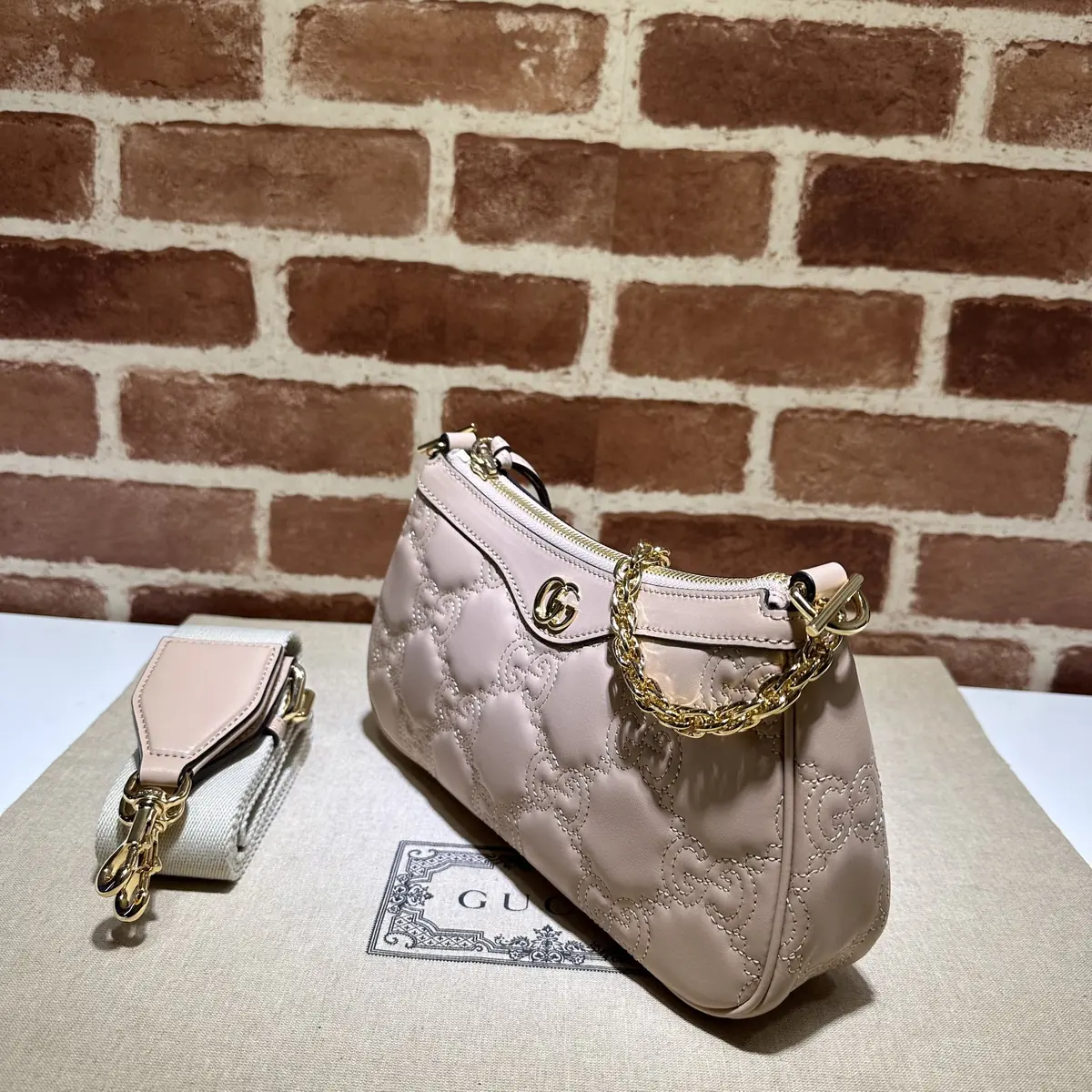 Gucci Style Pink Bags Lookbook Reference image 2