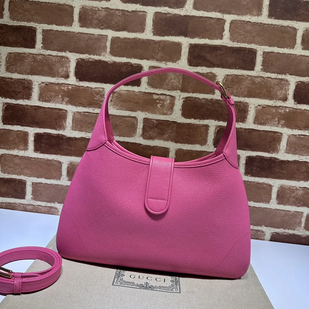 Gucci Style Pink Leather Bag Lookbook Reference image 3