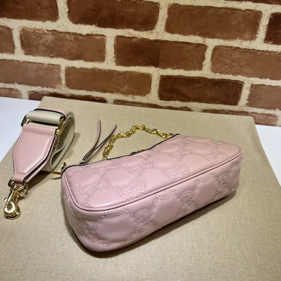Gucci Style Pink Leather Bags Lookbook Reference image 4
