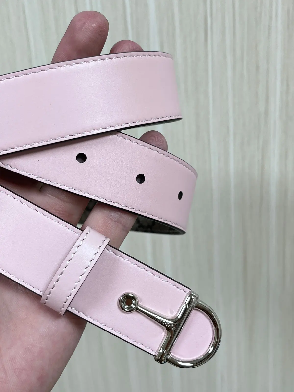 Gucci Style Pink Leather Women's Belts Lookbook Reference image 1