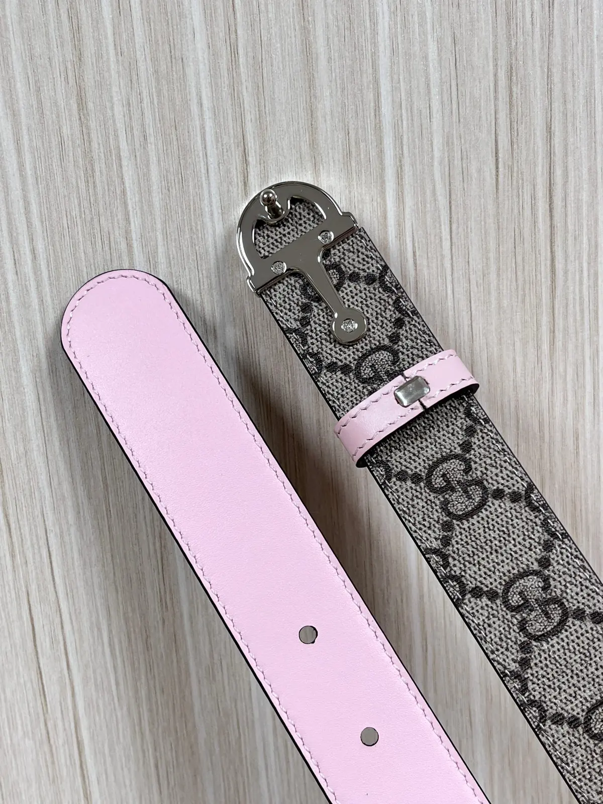 Gucci Style Pink Leather Women's Belts Lookbook Reference image 4