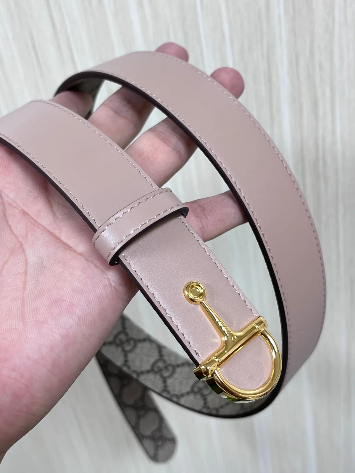 Gucci Style Pink Leather Women's Belts Lookbook Reference image 3