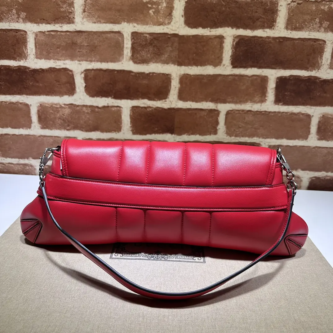 Gucci Style Red Bags Lookbook Reference image 3