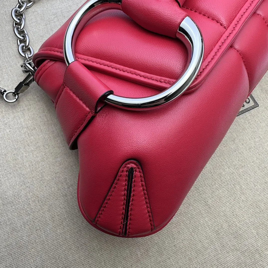 Gucci Style Red Bags Lookbook Reference image 6