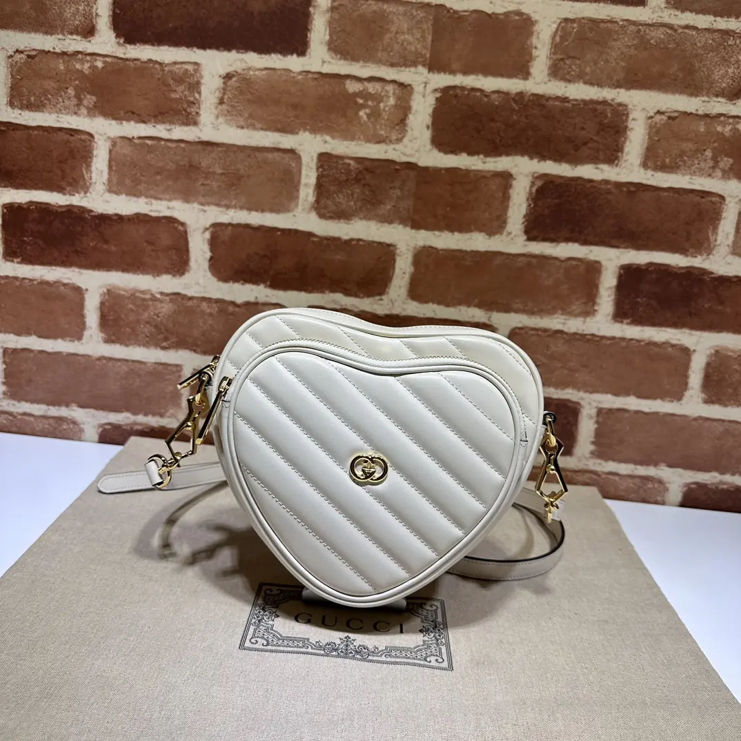 Gucci Style White Bag Lookbook Reference image 1