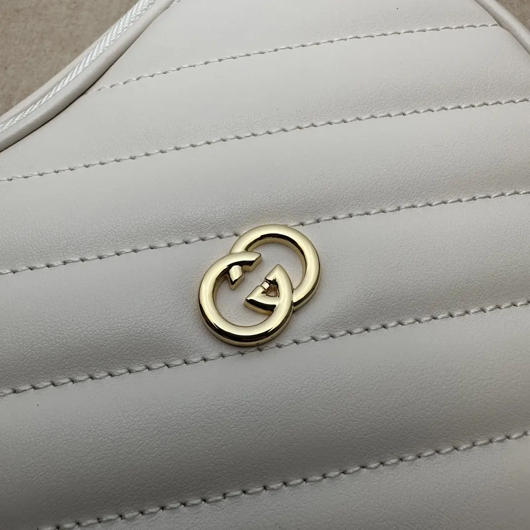 Gucci Style White Bag Lookbook Reference image 5