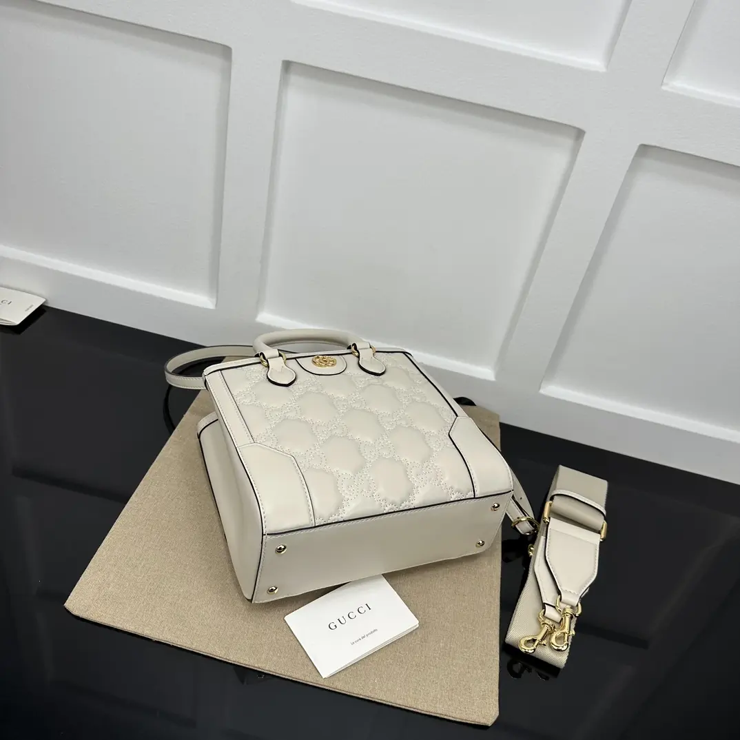Gucci Style White Bags Lookbook Reference image 5